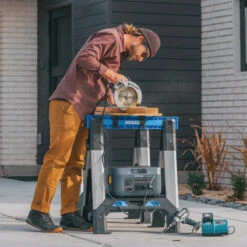 BioLite BaseCharge 1500 21 BioLite BaseCharge 1500 -Outdoor Sports Equipment Store BC1500 lifestyle 6 1200x1200.jpg Good2goco