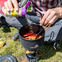 JETBOIL FluxRing 1.5L Cooking Pot -Outdoor Sports Equipment Store Good2GoCo1107871 insitu03