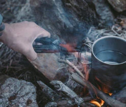 SOG PowerAccess-Black 18 SOG PowerAccess-Black -Outdoor Sports Equipment Store PA1002 CP use lifestyle.jpg Good2goco