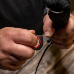 SOG Rapid Rescue -Outdoor Sports Equipment Store SOG 26 30 04 43 story main 1.jpg Good2goco