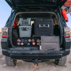 BioLite SolarPanel 100 20 BioLite SolarPanel 100 -Outdoor Sports Equipment Store SolarPanel100 lifestyle 2 1200x1.jpg Good2goco